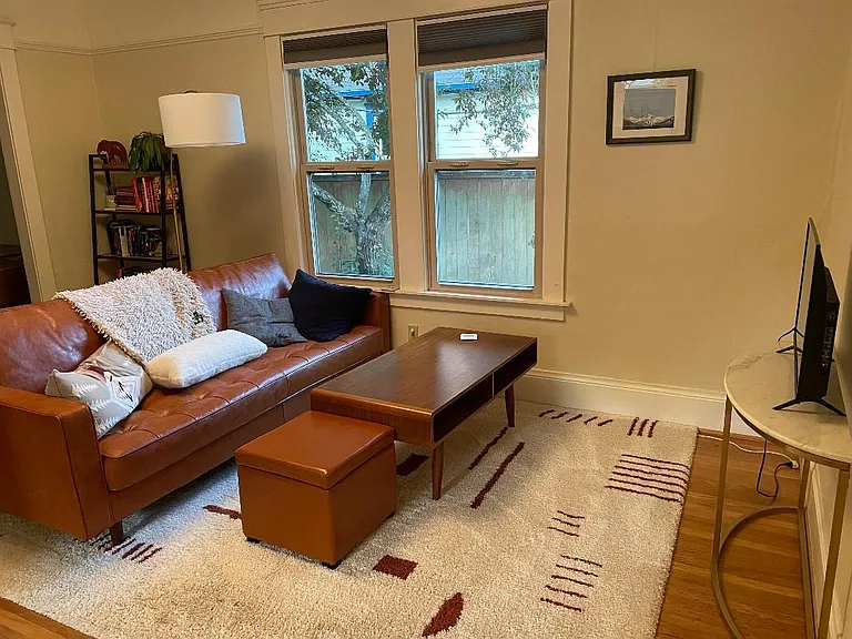 7727 N Princeton St — Photo 3