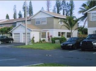 10300 NW 3rd St, Pembroke Pines, FL 33026