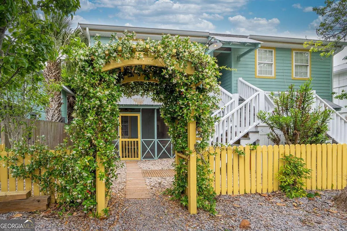 1 bed, 1.0 bath, 550 sqft, $1,995 — Photo 3