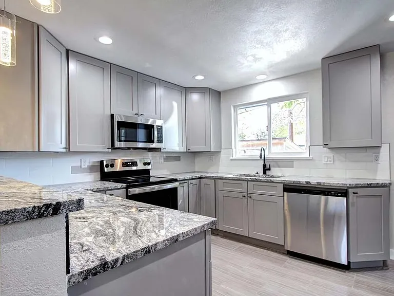 4214 N Pecos St — Photo 20