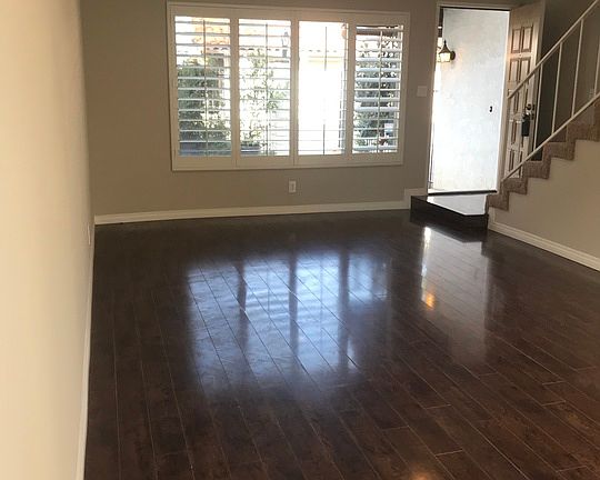 2nd image of 5275 Colodny Dr Unit 18