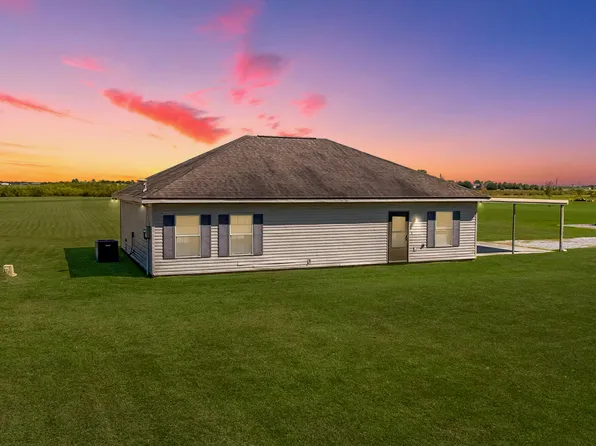 20050 Elton Dr, Jennings, LA 70546