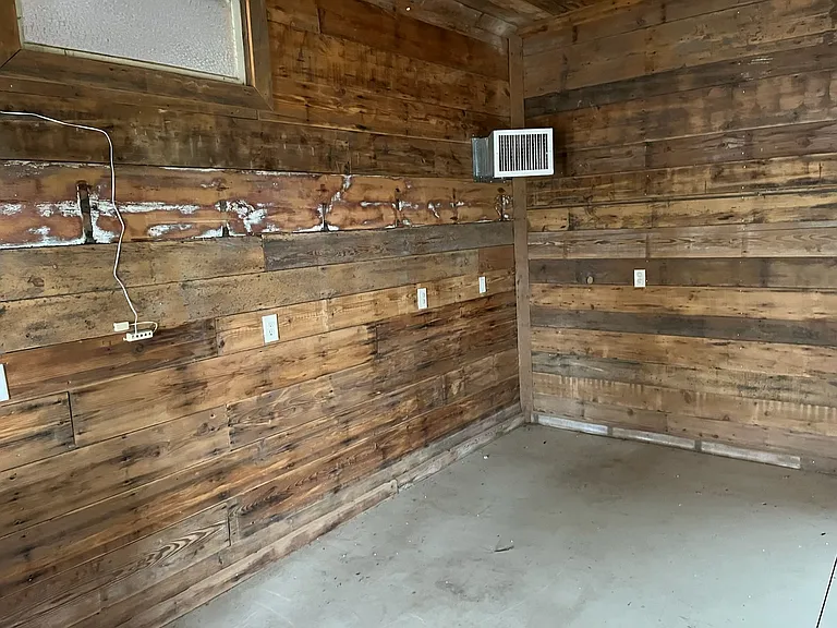 417 Valley Dr — Photo 20