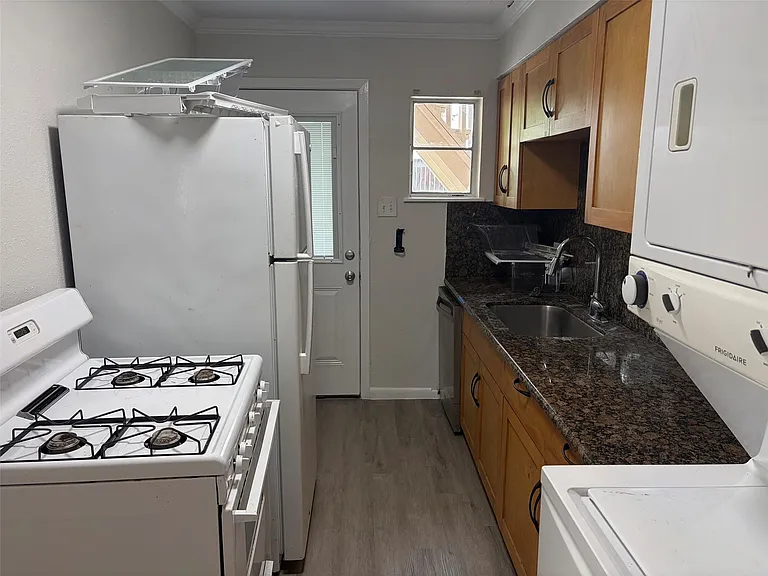 2422 Richton St #1 — Photo 7