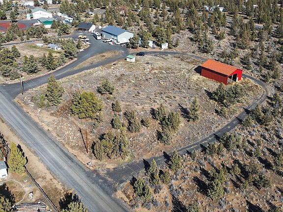 5th image of 14638 SE Crow Rd