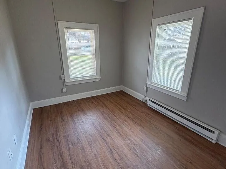 136 Main St #2 — Photo 6