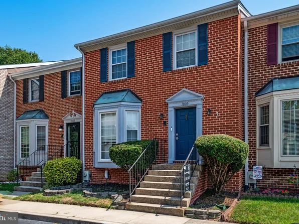 1005 Broderick Ct, Crofton, MD 21114