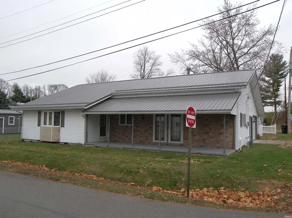 410 W Dixie Dr, Silver Lake, IN 46982