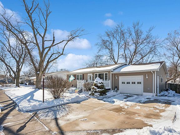 2nd image of 309 Northbrook Dr
