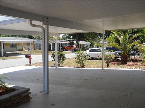 3rd image of 2045 Hess Dr
