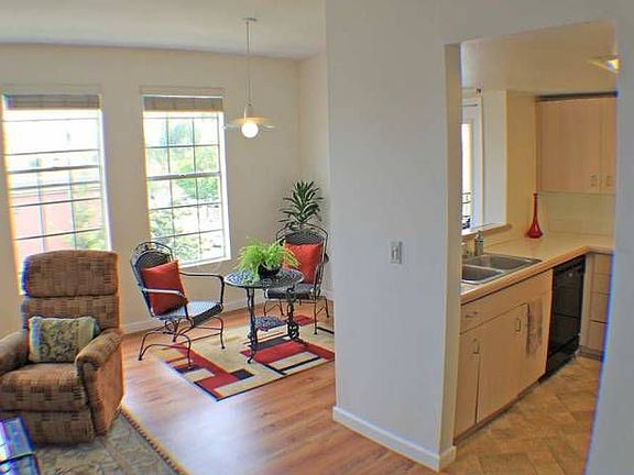Dining / Kitchen Areas