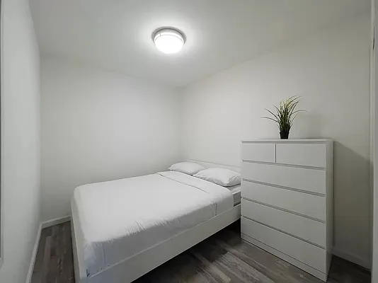 Rented by Avenues Real Estate | media 4