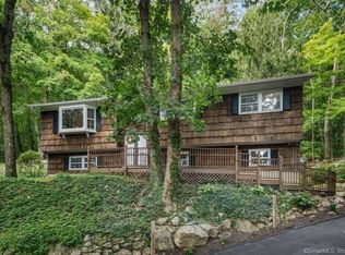 15 Bigelow Rd, New Fairfield, CT 06812