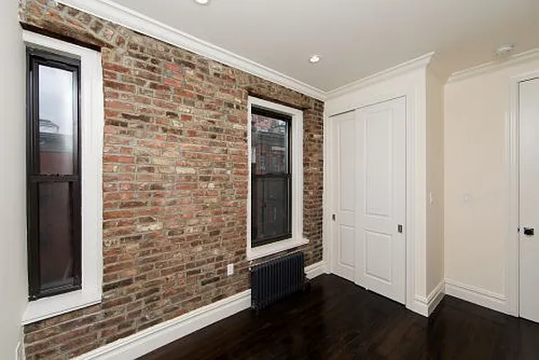 Rented by Icon Realty Management | media 29