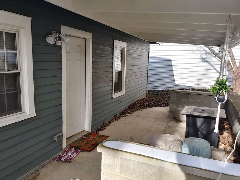 1202 N Walnut St — Photo 27