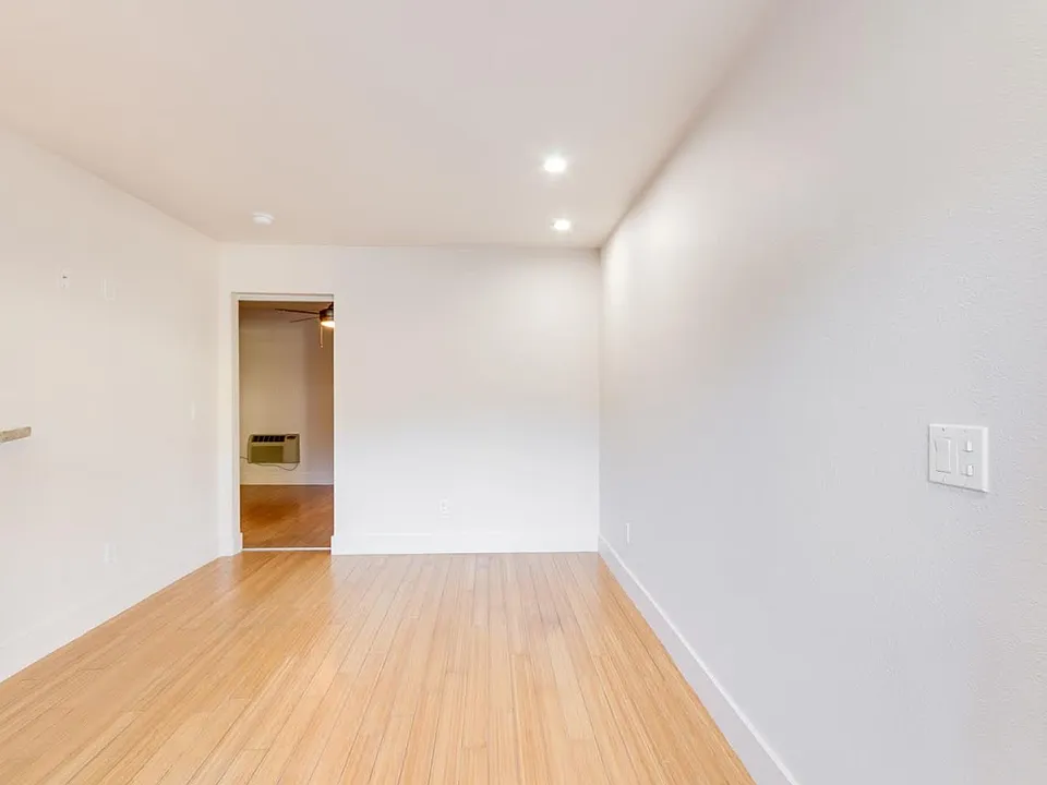 Canyonwood Apartments