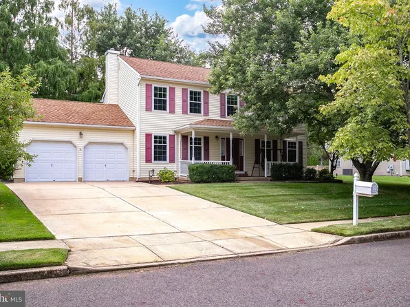 16 Windsor Ln, Trenton, NJ 08620