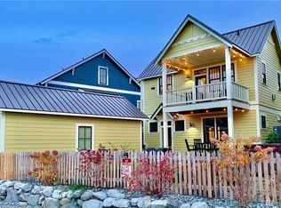 130 Porcupine Ln, Chelan, WA 98816