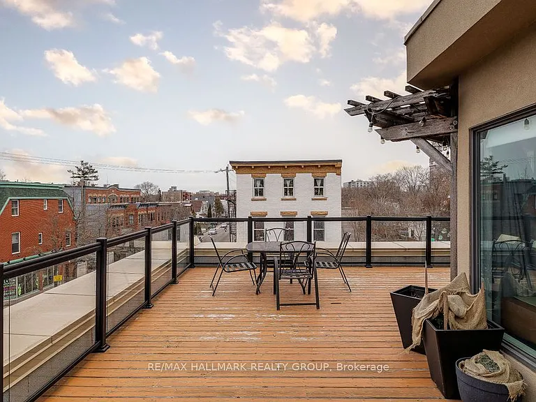 226 Dalhousie St — Photo 34