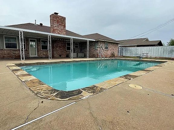 2nd image of 1610 SW 70th St