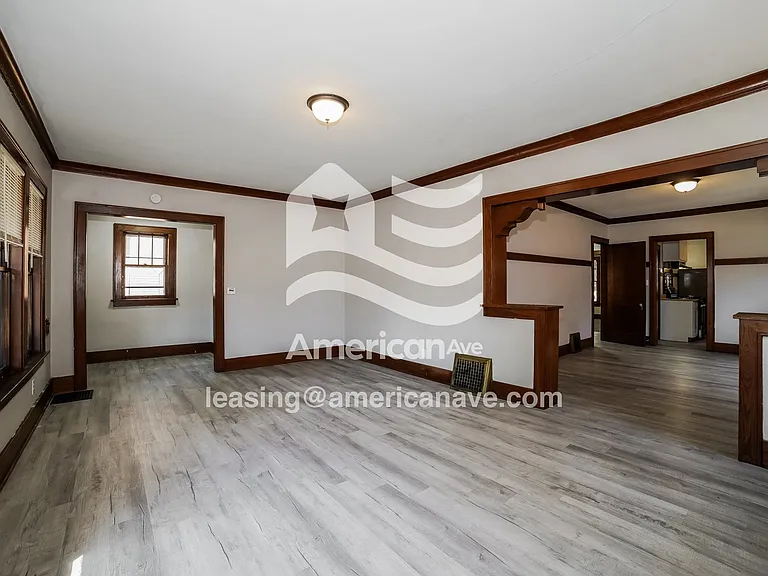 1346891_004_living_room_14011194.jpg