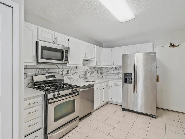 3701 S George Mason Dr #503N — Photo 3