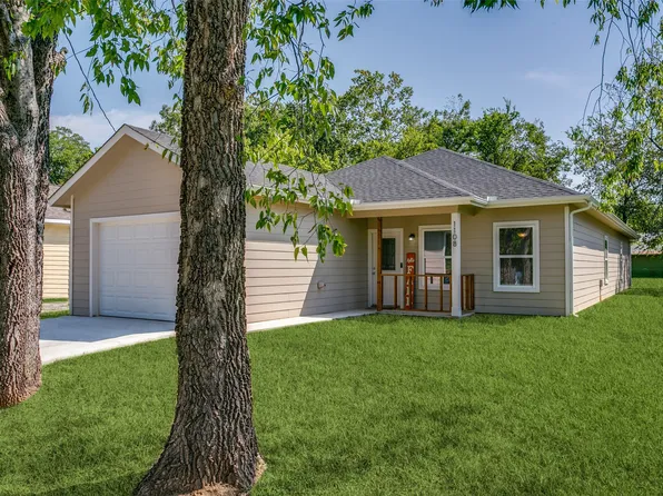 1108 S Morris St, Gainesville, TX 76240
