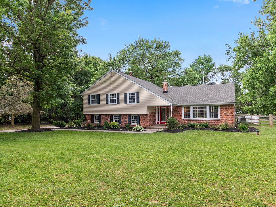 401 Taylor Ln, Kennett Square, PA 19348 | Zillow