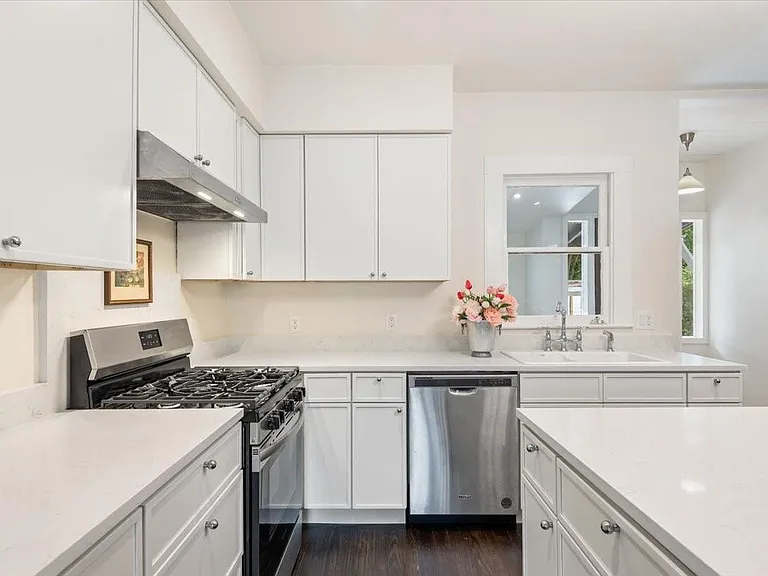 603 Crockett St — Photo 17