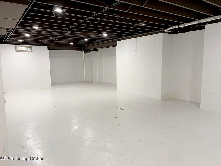 7005 Shallow Lake Rd — Photo 35
