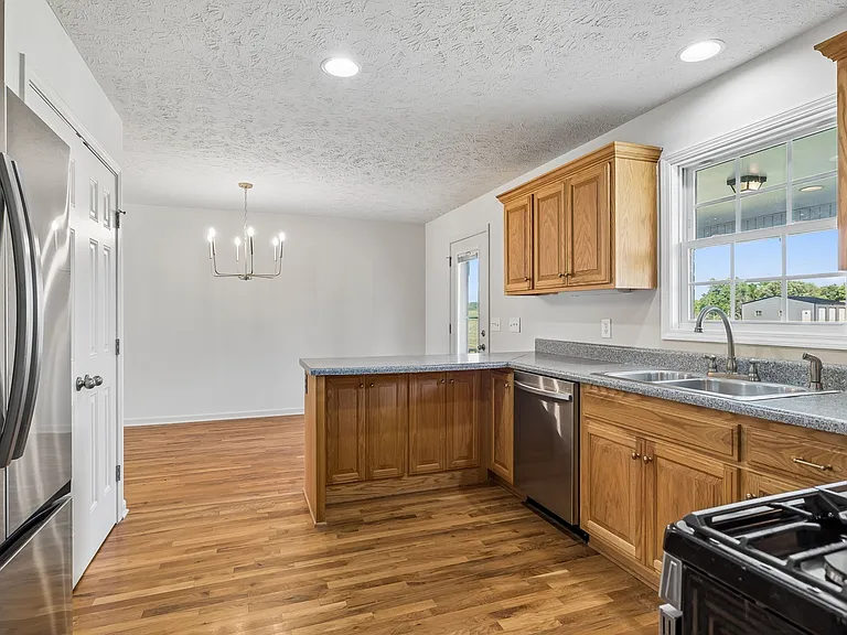 7899 W Lick Creek Rd — Photo 28