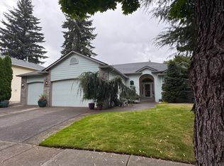 17812 NE 27th St, Vancouver, WA 98684