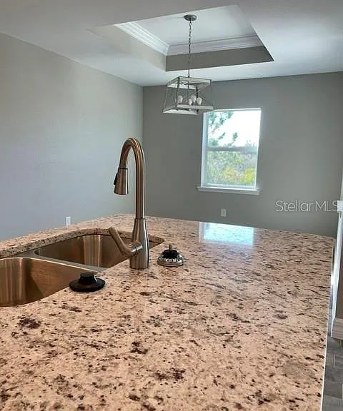 203 Baytree Dr — Photo 4