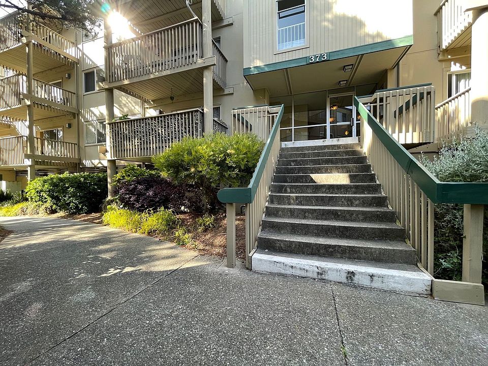 1st image of 373 Half Moon Ln APT 309