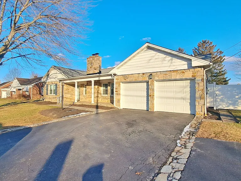 1170 Westminster Ave — Photo 47