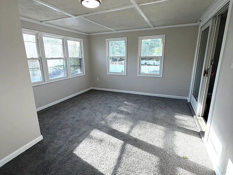 184 Village Dr — Photo 12