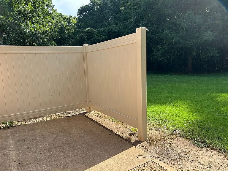 1010 Wellington Dr — Photo 11