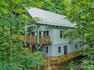 1061 Setzer Cove Rd, Maggie Valley, NC 28751