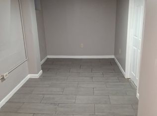 5664 Montgomery Rd #7, Cincinnati, OH 45212