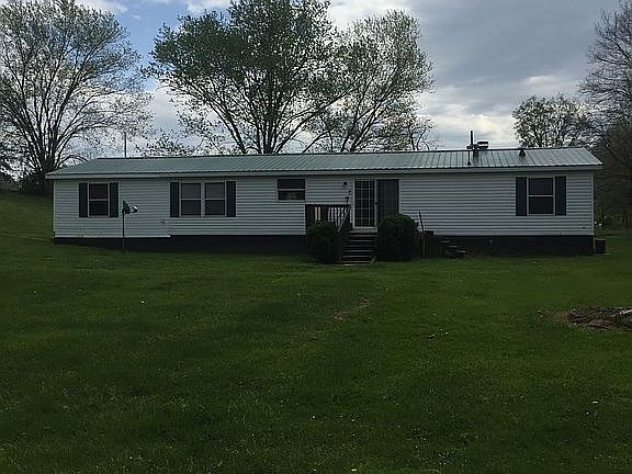 3rd image of 1038 Staunton Tpke