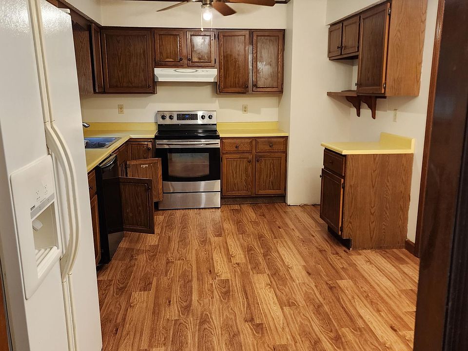 1st image of 708 E Eddington Ct