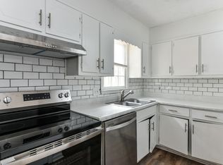 569 Whitehall Ln, Lawrenceville, GA 30046