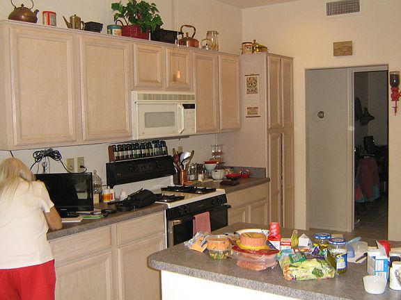 5th image of 14623 W Carbine Way