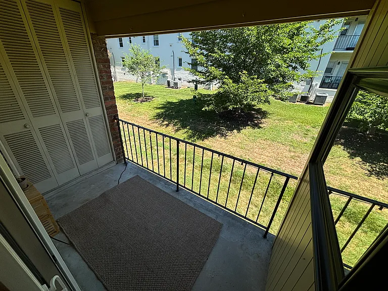 2422 Barracks Pl #3 — Photo 47