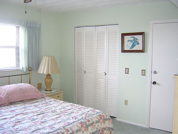 2nd image of 19451 Gulf Blvd APT 701