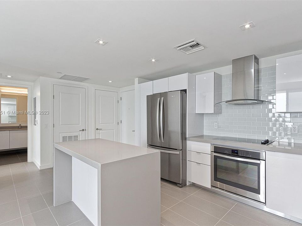1st image of 1600 NE 1st Ave APT 2418