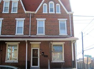 22 Chestnut St, Steelton, PA 17113