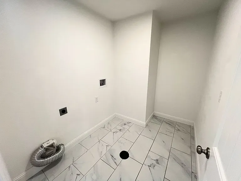 163 Zeigenbein St — Photo 5