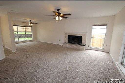 4th image of 6826 Hillside Blf