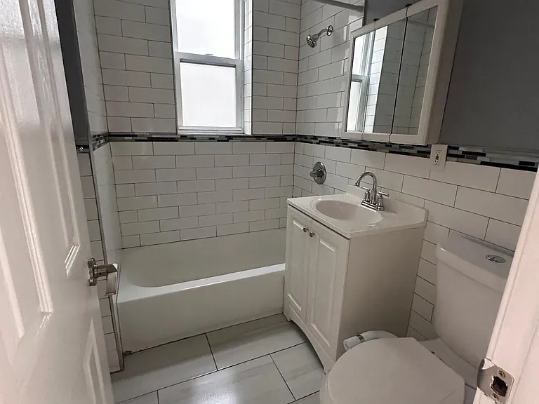 32 Corbin Ave — Photo 12